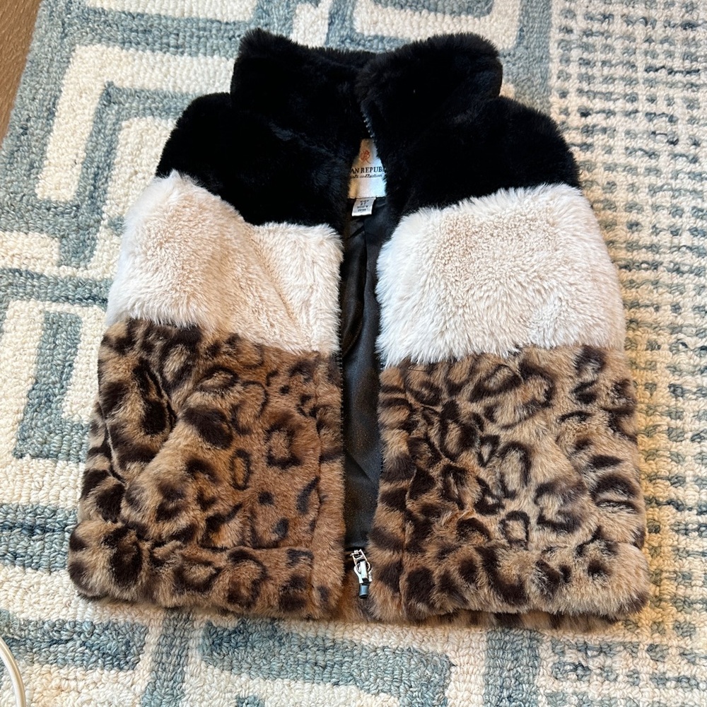 Urban Republic Girls Faux Fur Colorblock Leopard Vest - Black, Cream, Brown
